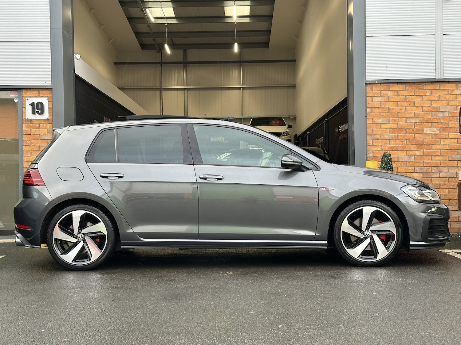 Used Volkswagen Golf 2017 for sale - 76476956: Photo 15