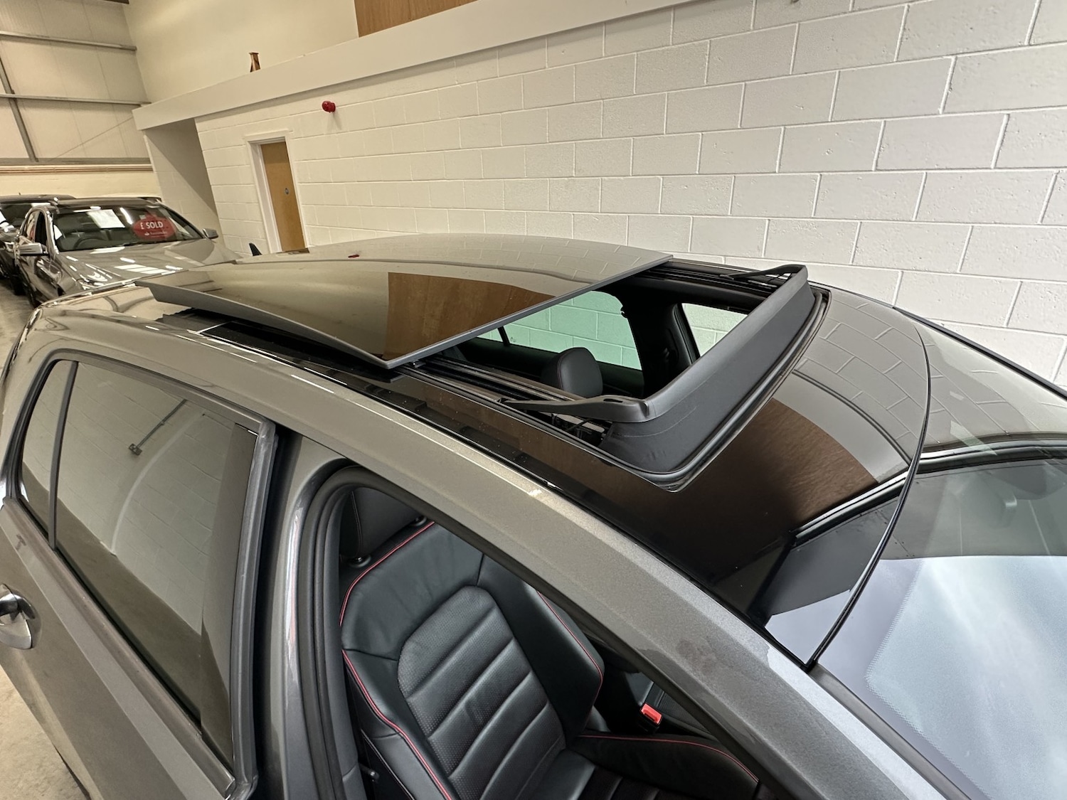 Used Volkswagen Golf 2017 for sale - 76476956: Photo 27