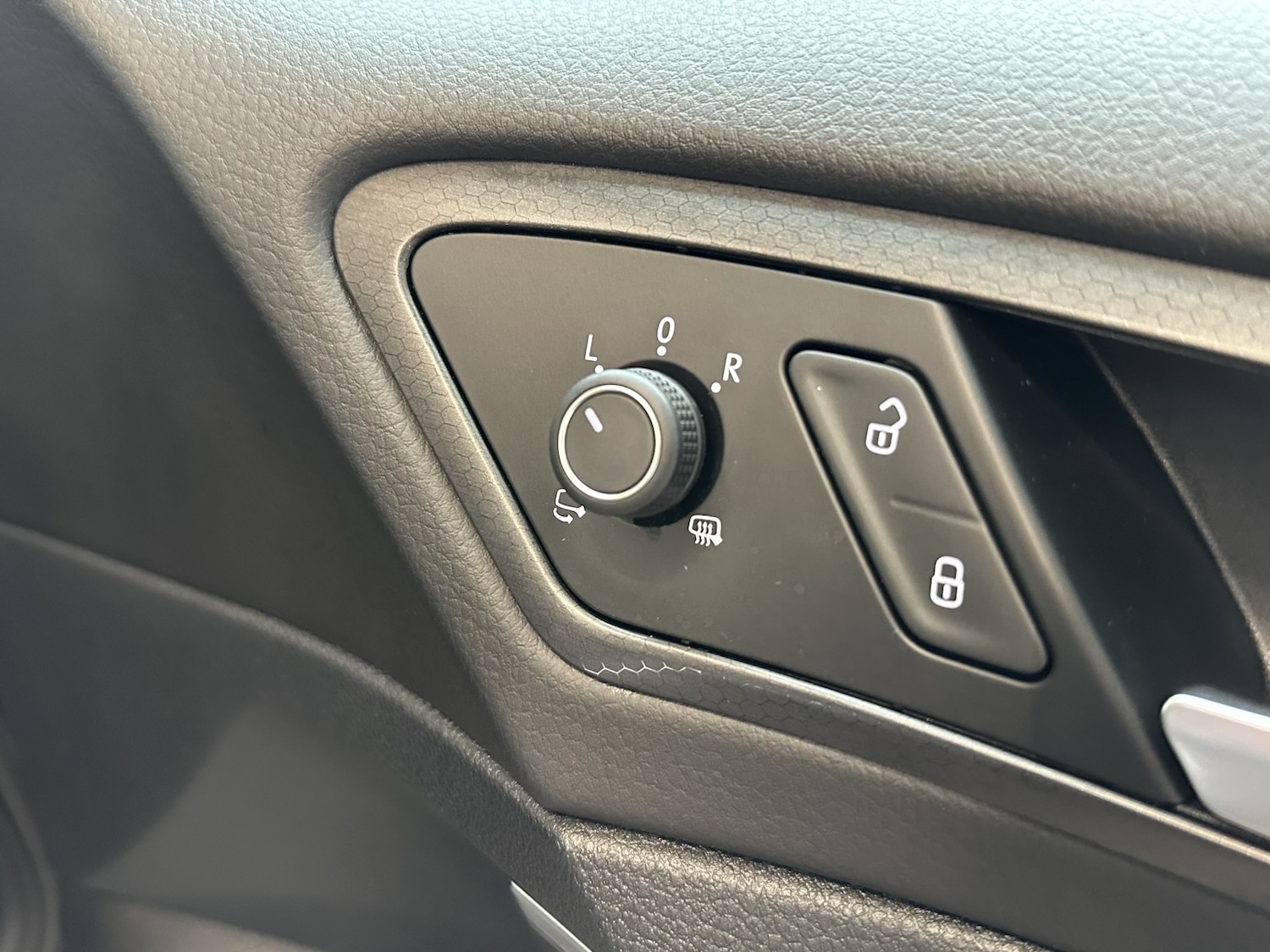 Used Volkswagen Golf 2017 for sale - 76476956: Photo 29