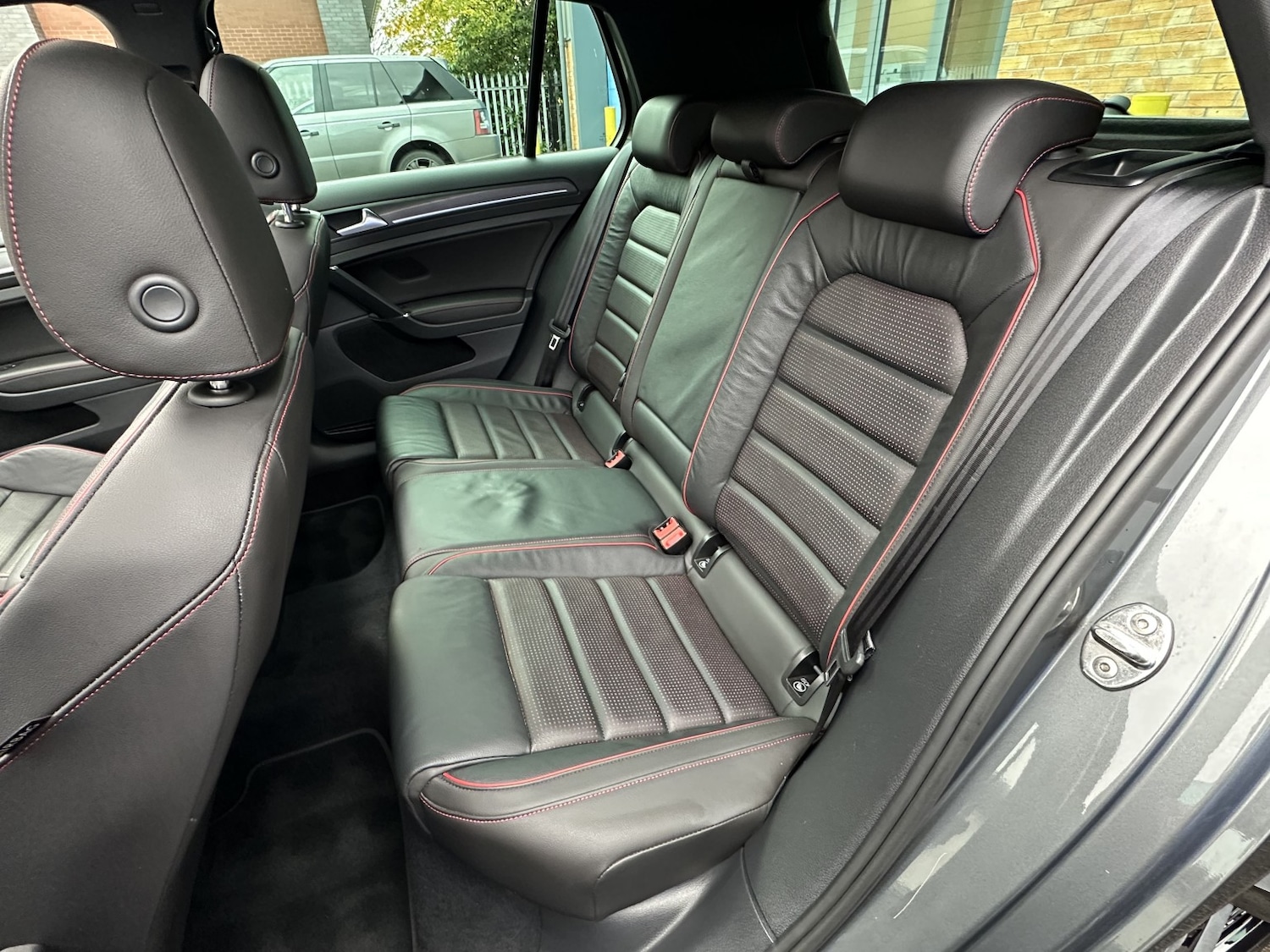 Used Volkswagen Golf 2017 for sale - 76476956: Photo 7