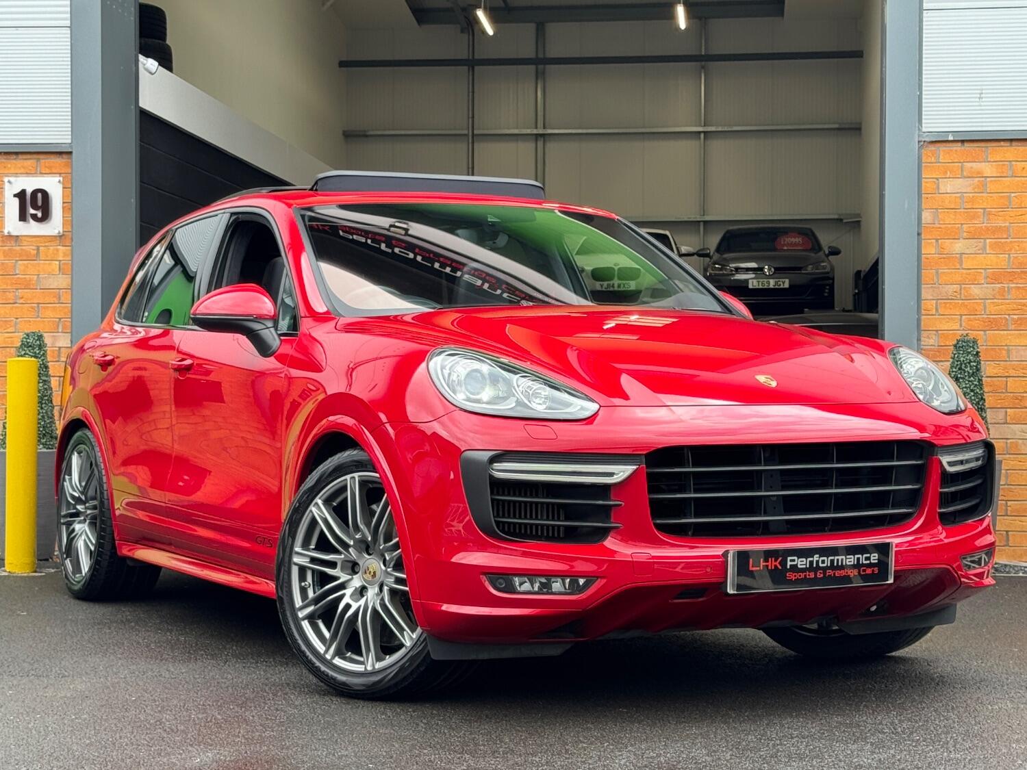 Used Porsche Cayenne 2015 for sale - 76794606: Photo 1