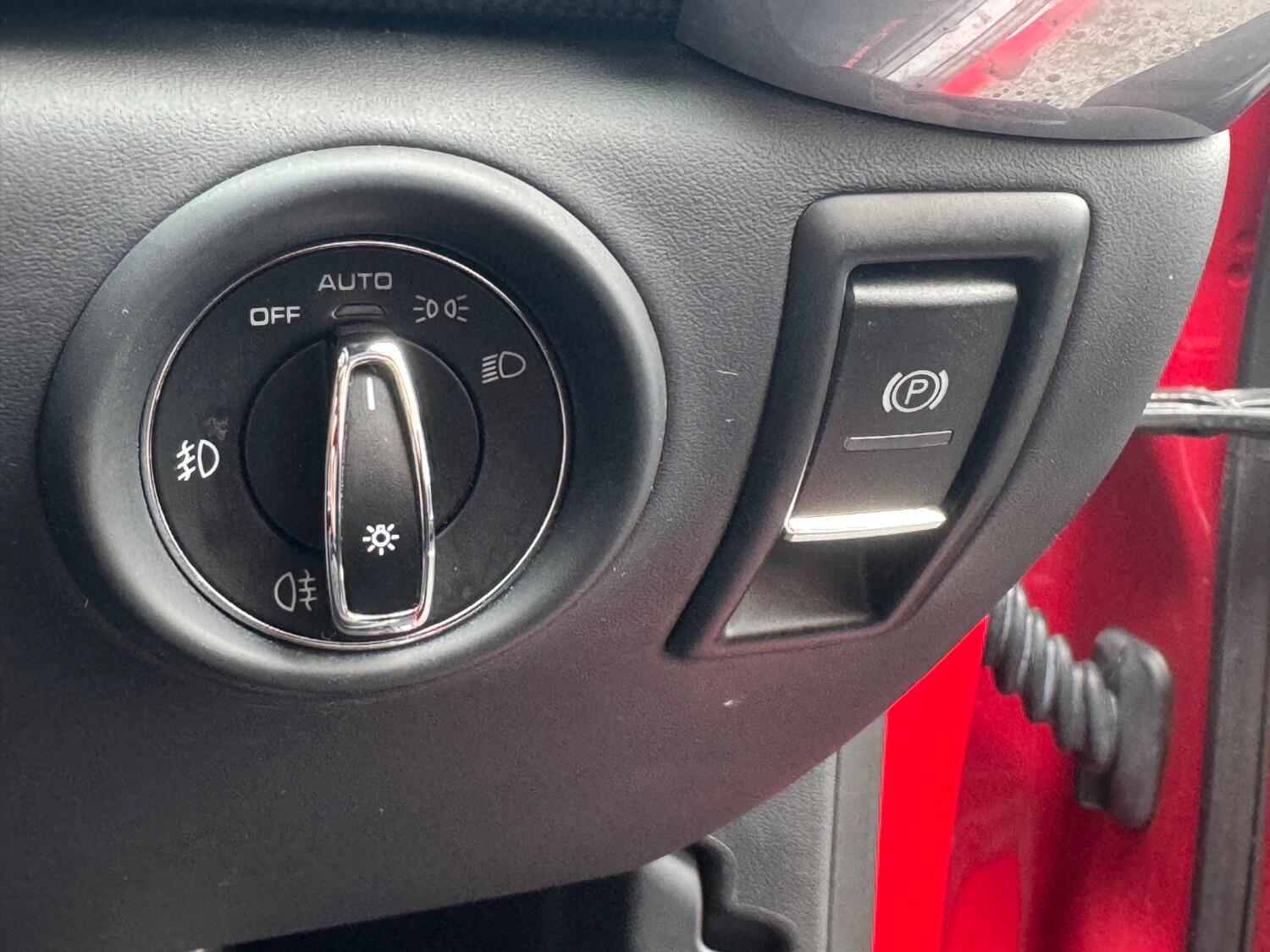 Used Porsche Cayenne 2015 for sale - 76794606: Photo 15