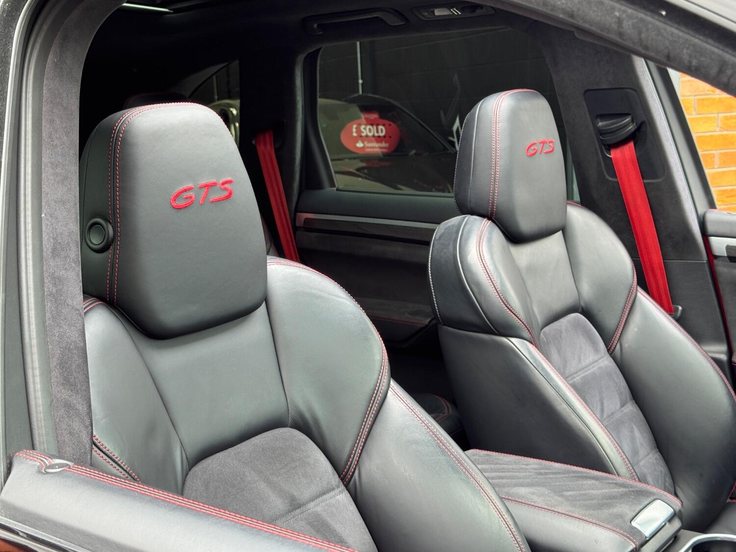 Used Porsche Cayenne 2015 for sale - 76794606: Photo 7