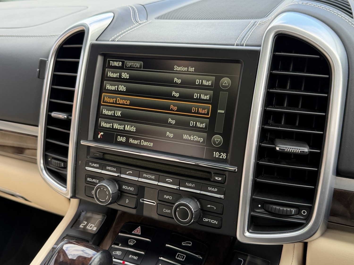 Used Porsche Cayenne 2016 for sale - 77707296: Photo 14