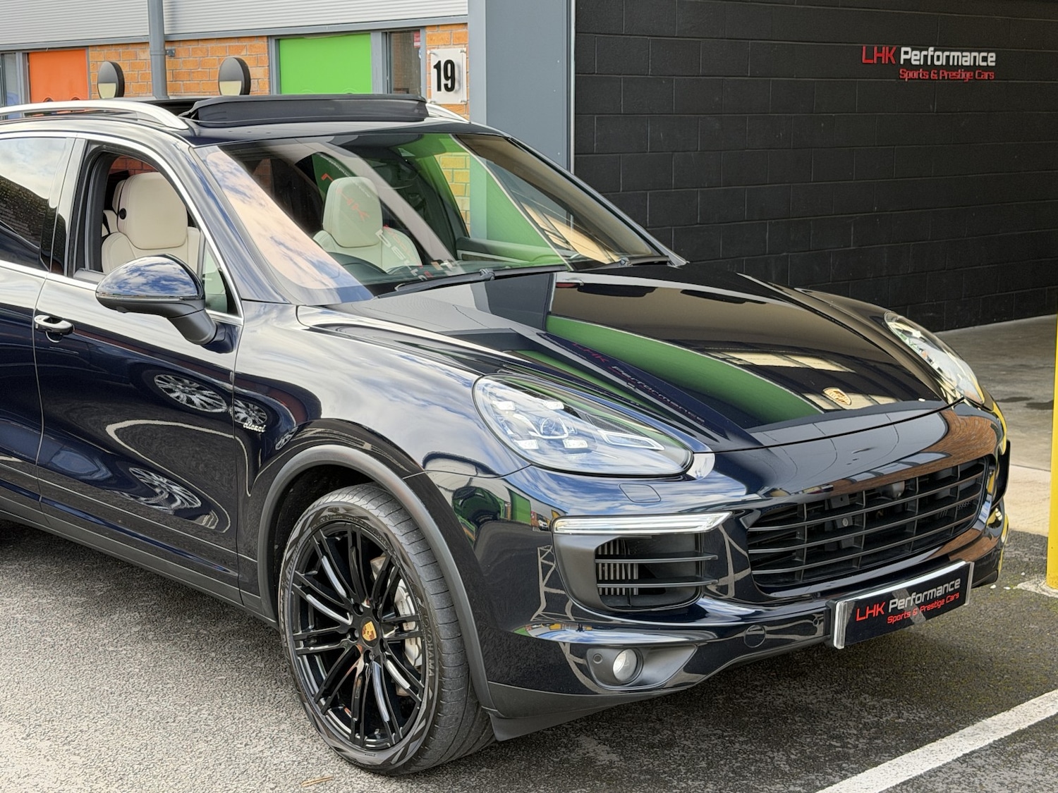 Used Porsche Cayenne 2016 for sale - 77707296: Photo 15