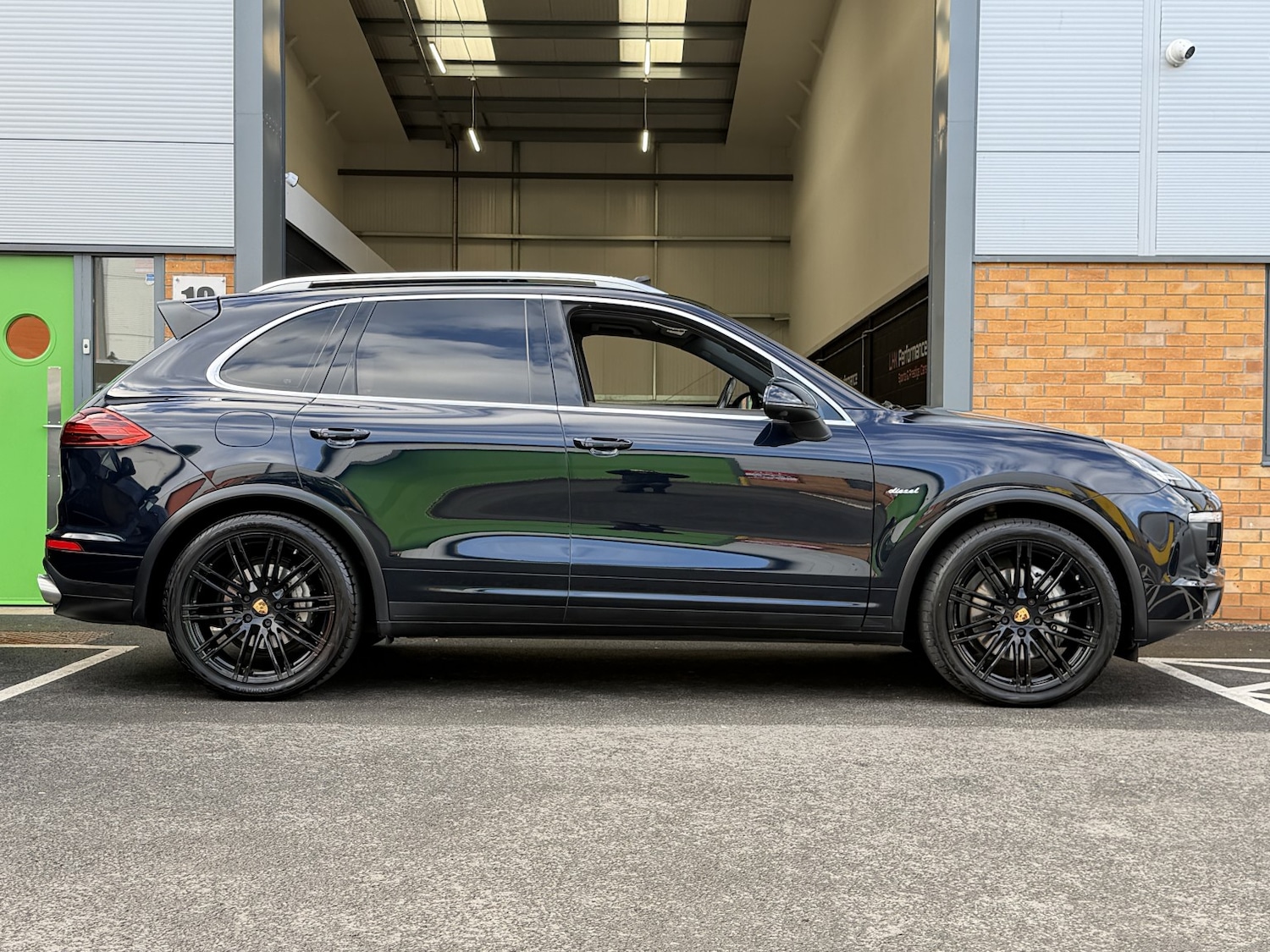 Used Porsche Cayenne 2016 for sale - 77707296: Photo 29