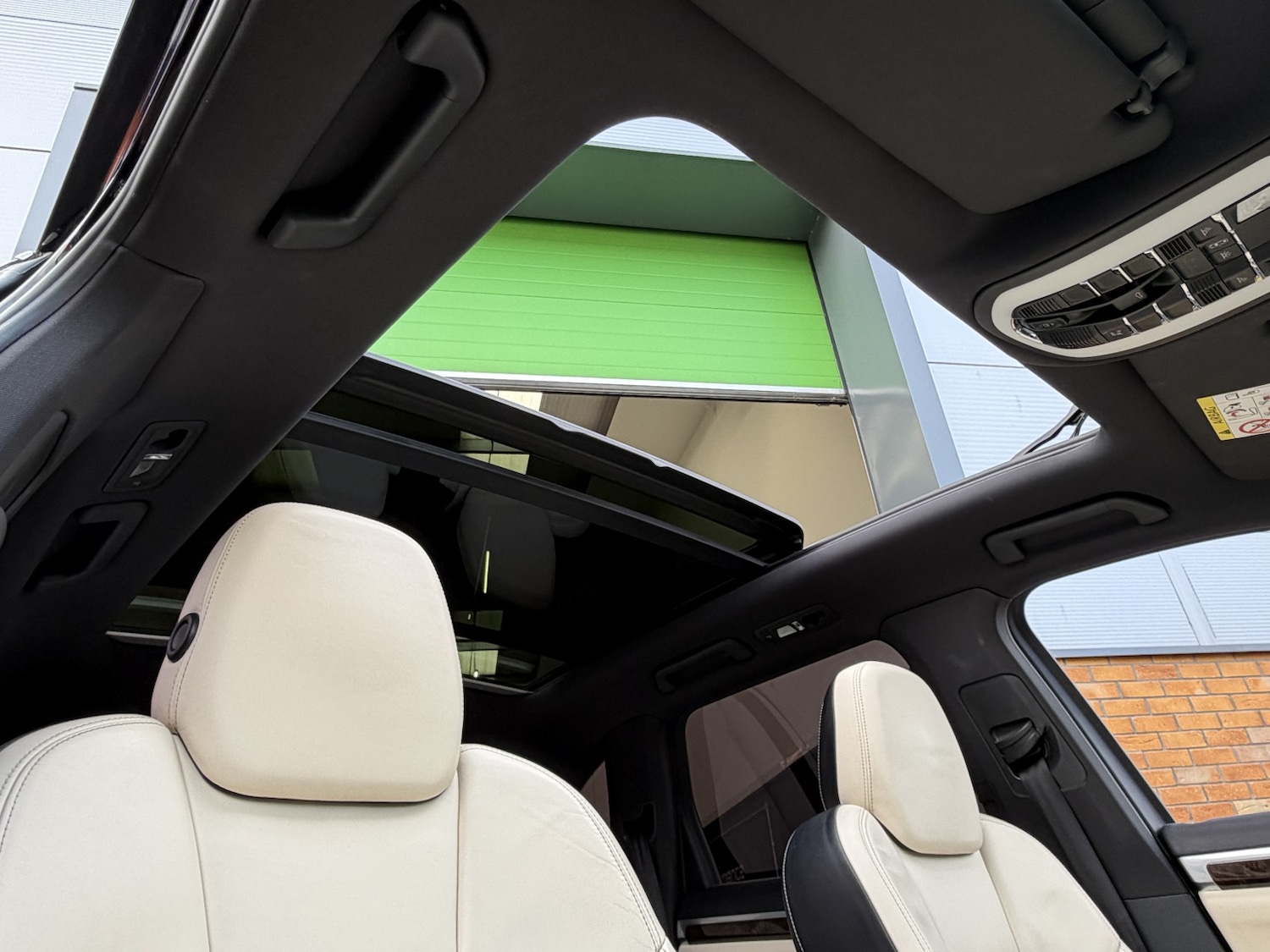 Used Porsche Cayenne 2016 for sale - 77707296: Photo 7