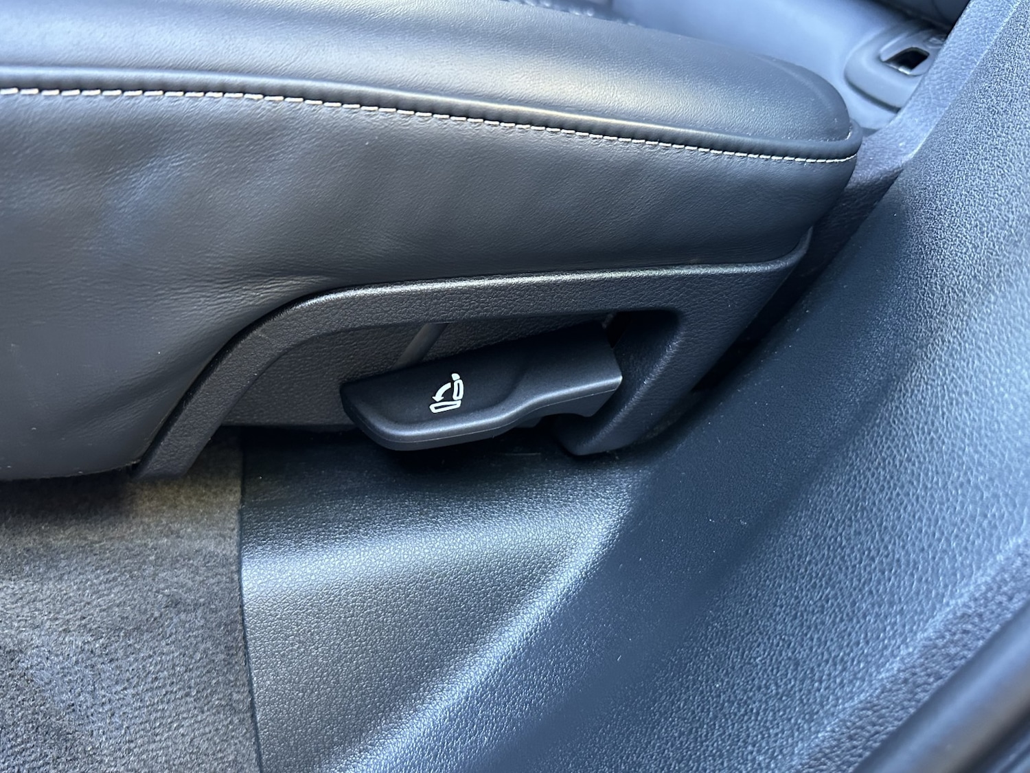 Used Audi Q5 2016 for sale - 77837032: Photo 35