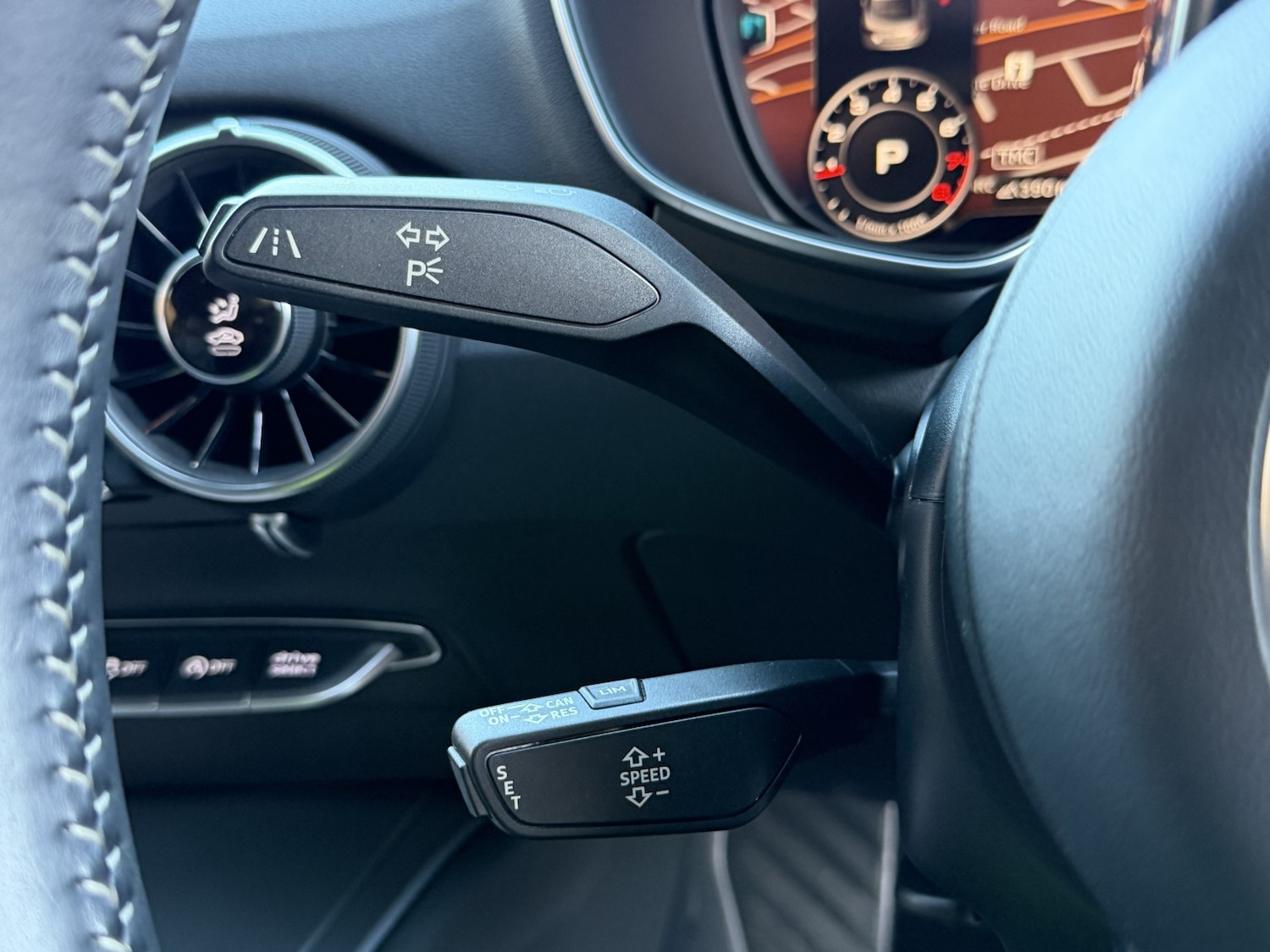 Used Audi TT 2015 for sale - 77162224: Photo 14