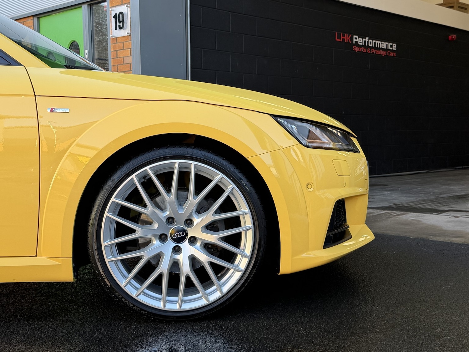 Used Audi TT 2015 for sale - 77162224: Photo 25