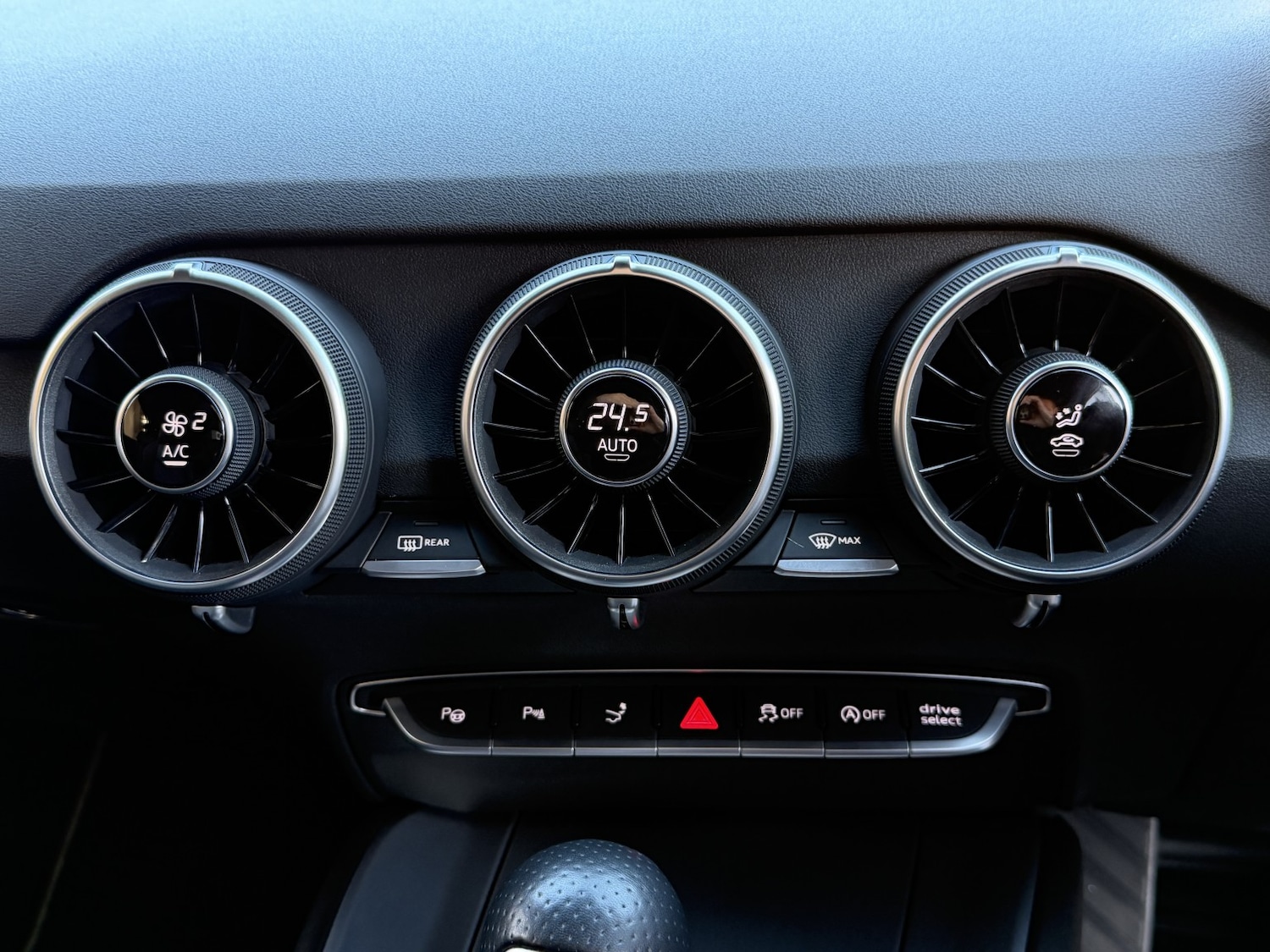 Used Audi TT 2015 for sale - 77162224: Photo 9