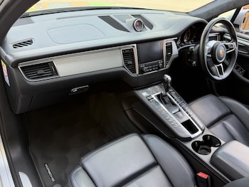 Used Porsche Macan 2016 for sale - 78683318: Photo