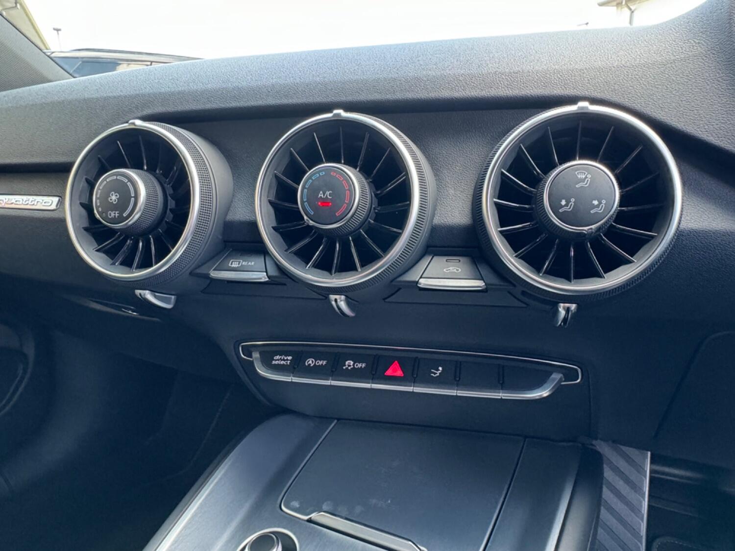 Used Audi TT 2017 for sale - 76579959: Photo 13