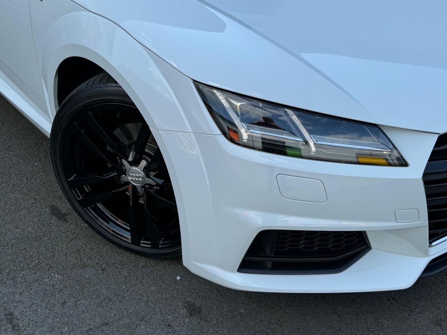 Used Audi TT 2017 for sale - 76579959: Photo 2