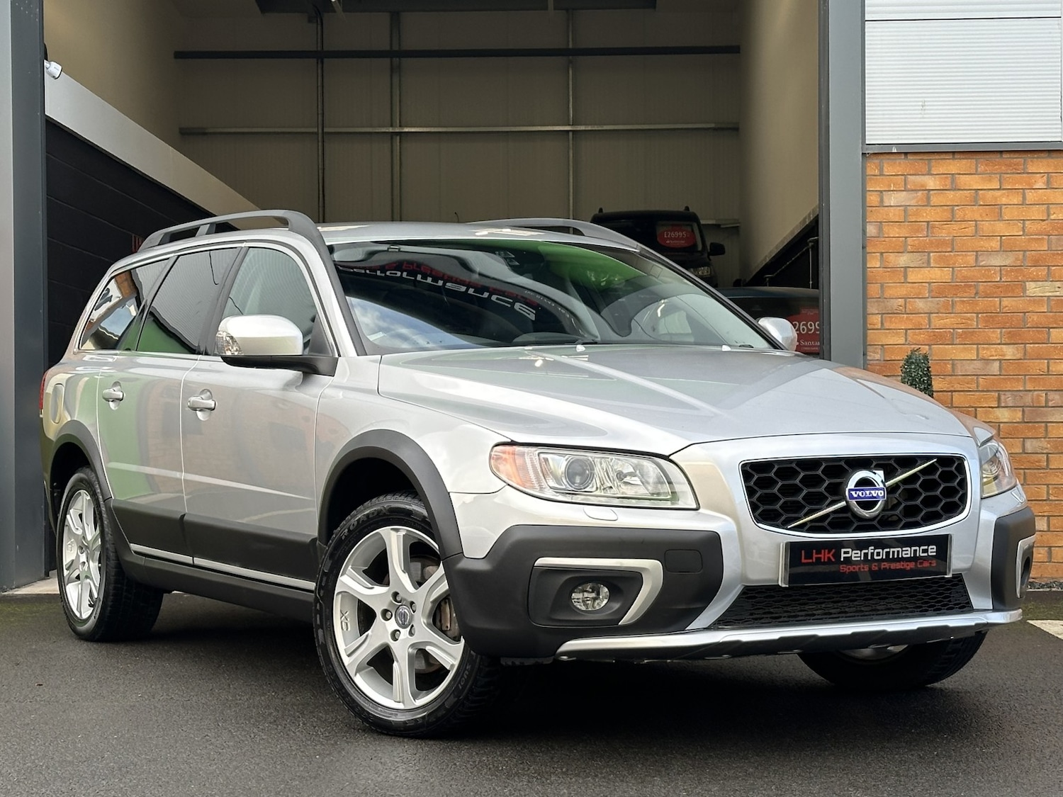 Used Volvo XC70 2014 for sale - 76571076: Photo 1