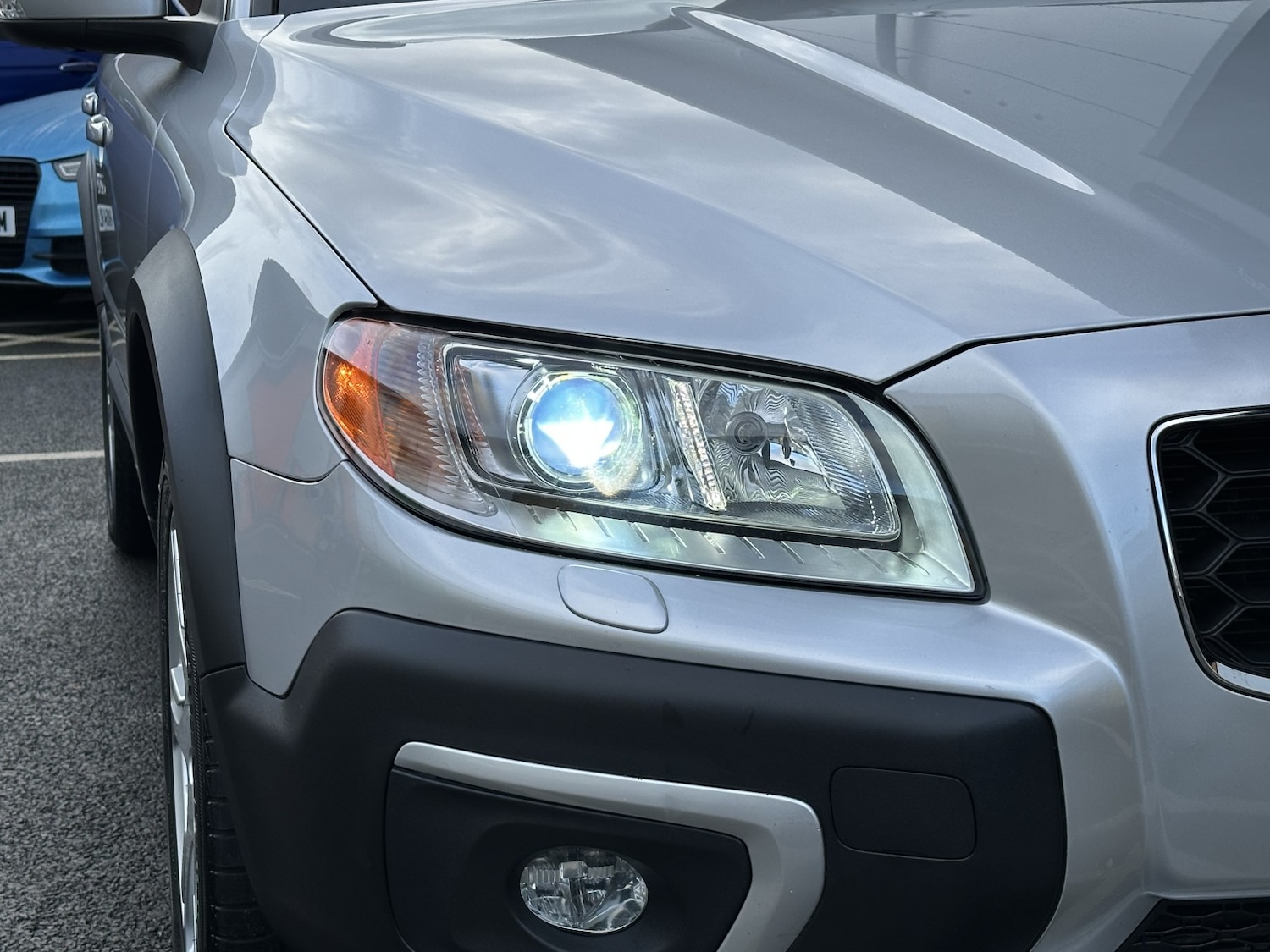 Used Volvo XC70 2014 for sale - 76571076: Photo 18