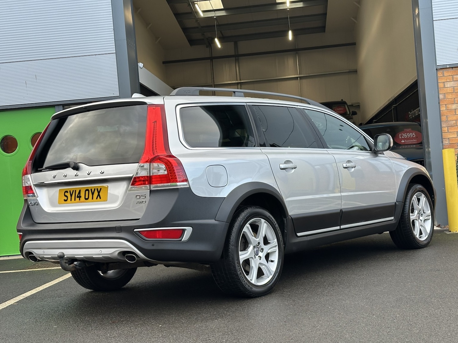 Used Volvo XC70 2014 for sale - 76571076: Photo 24