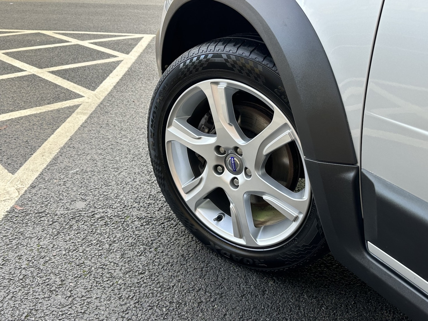 Used Volvo XC70 2014 for sale - 76571076: Photo 34