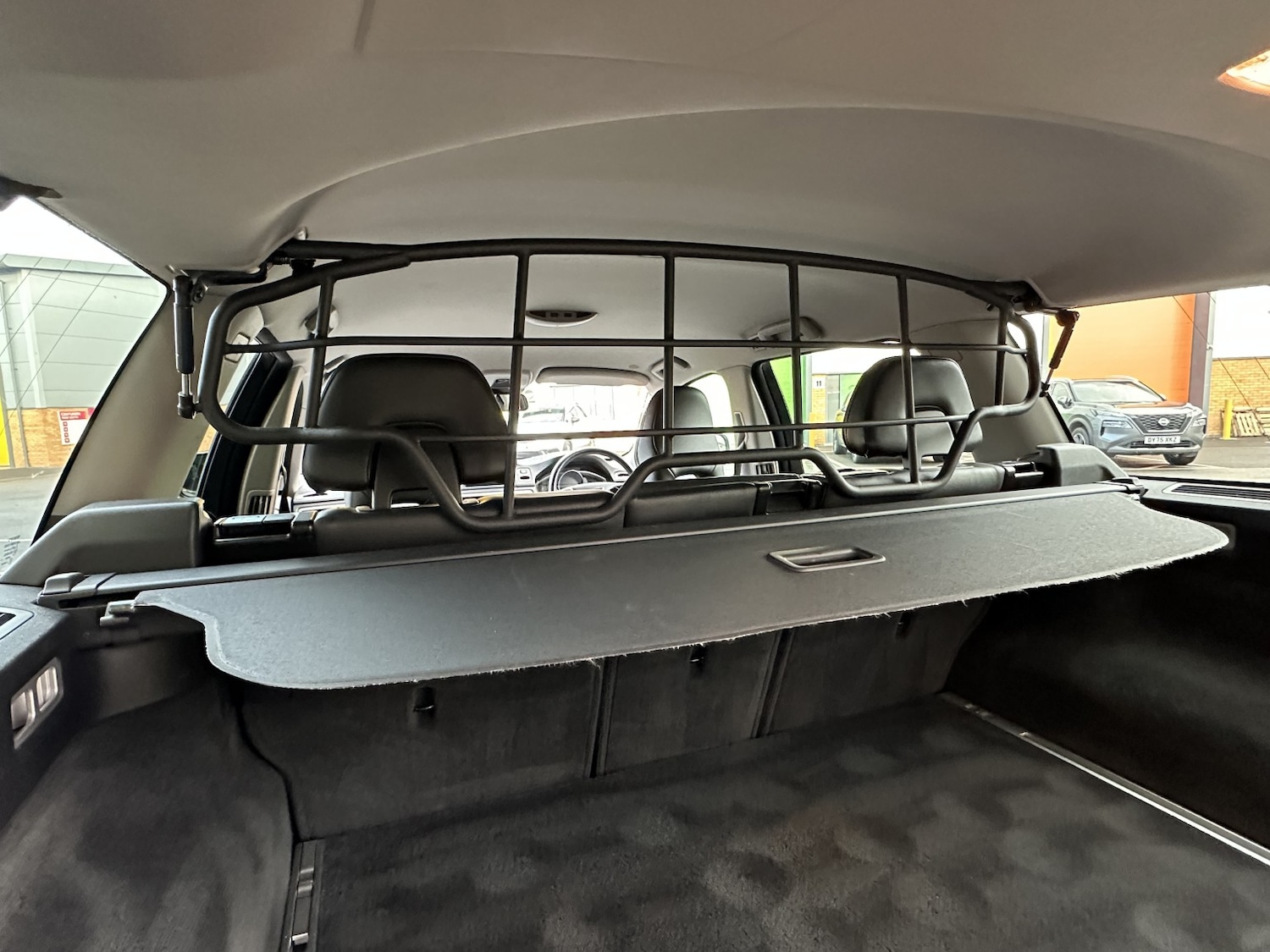 Used Volvo XC70 2014 for sale - 76571076: Photo 36