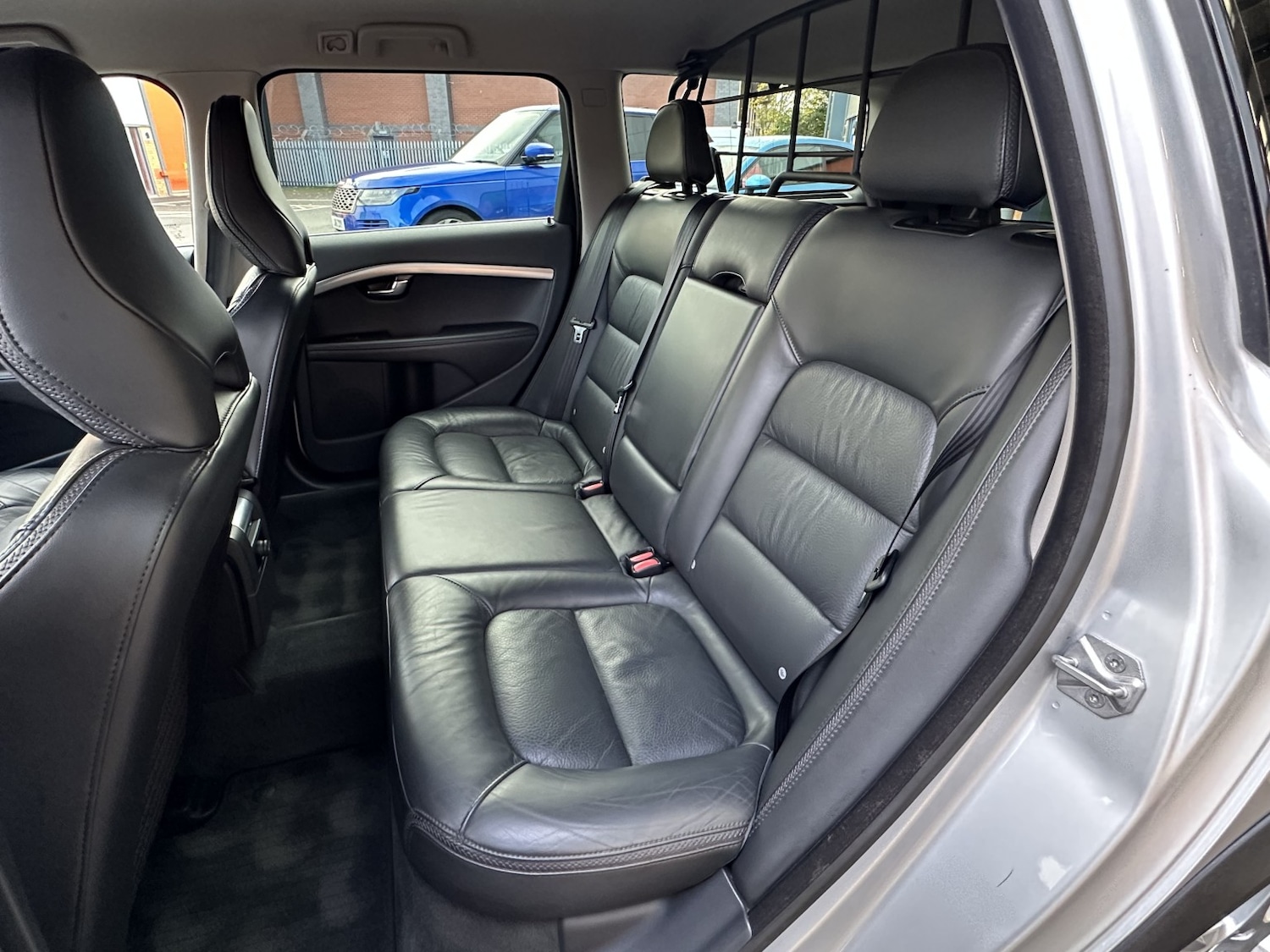 Used Volvo XC70 2014 for sale - 76571076: Photo 7