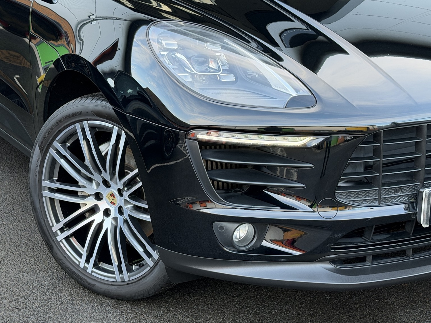 Used Porsche Macan 2016 for sale - 77189233: Photo 2