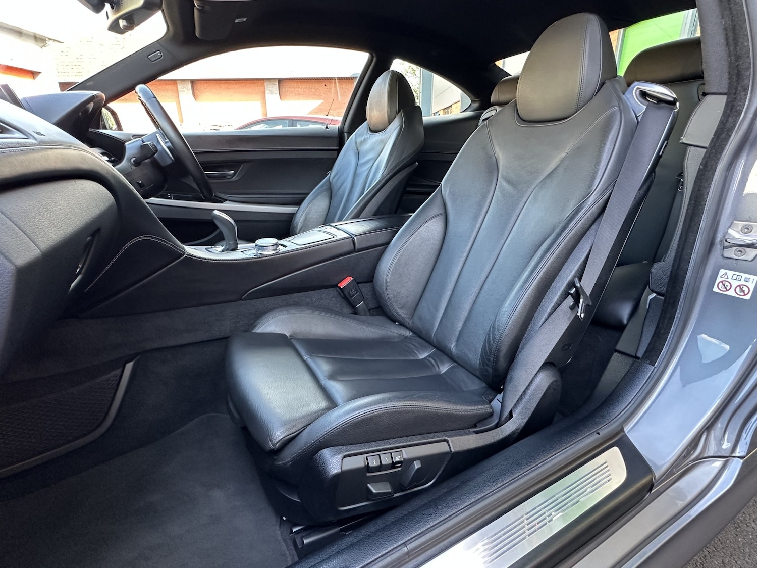 Used BMW 6 Series 2018 for sale - 78176116: Photo 6