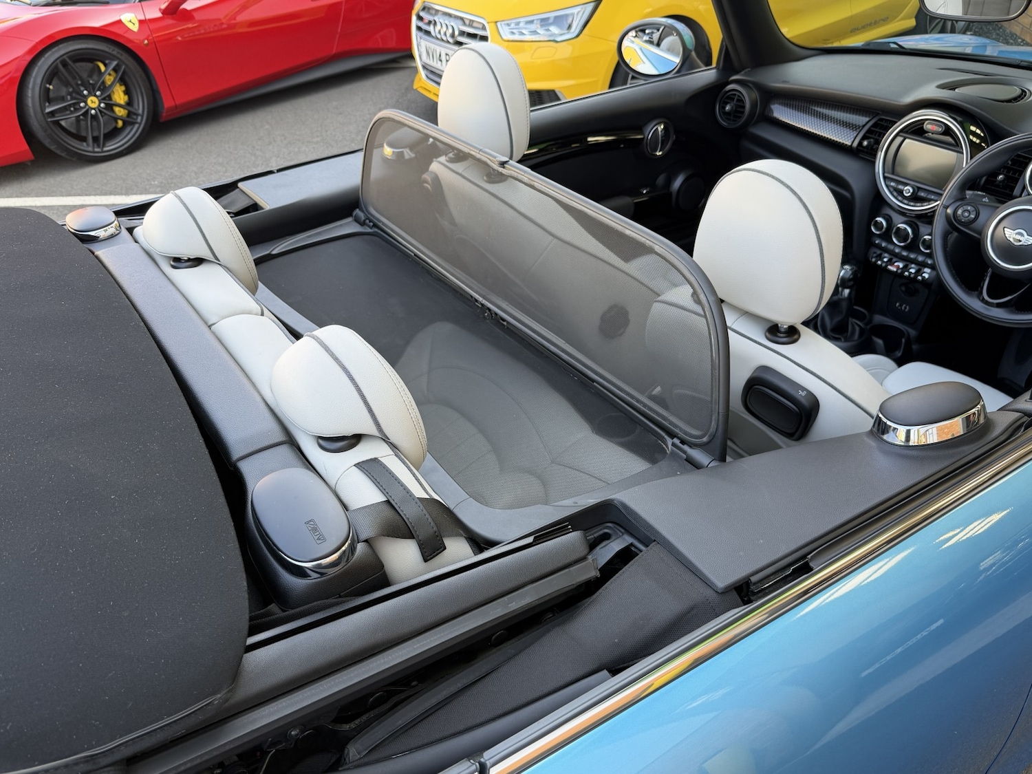 Used MINI Convertible 2017 for sale - 77977172: Photo 11