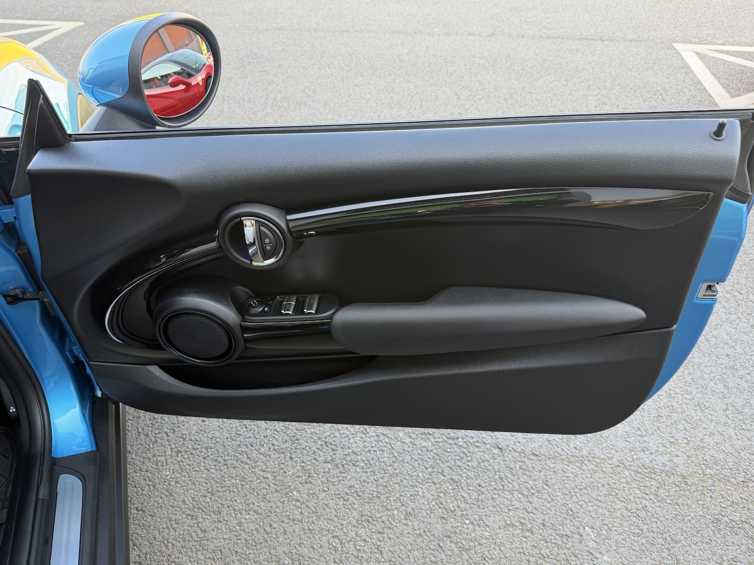 Used MINI Convertible 2017 for sale - 77977172: Photo 18