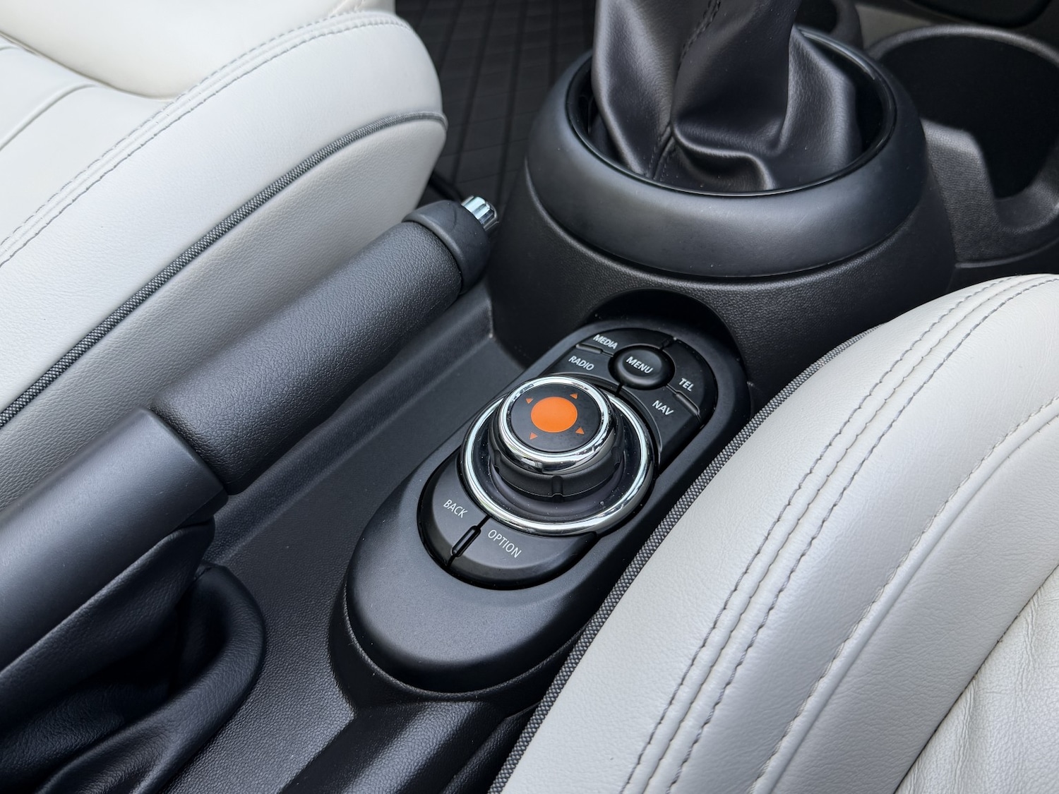 Used MINI Convertible 2017 for sale - 77977172: Photo 22