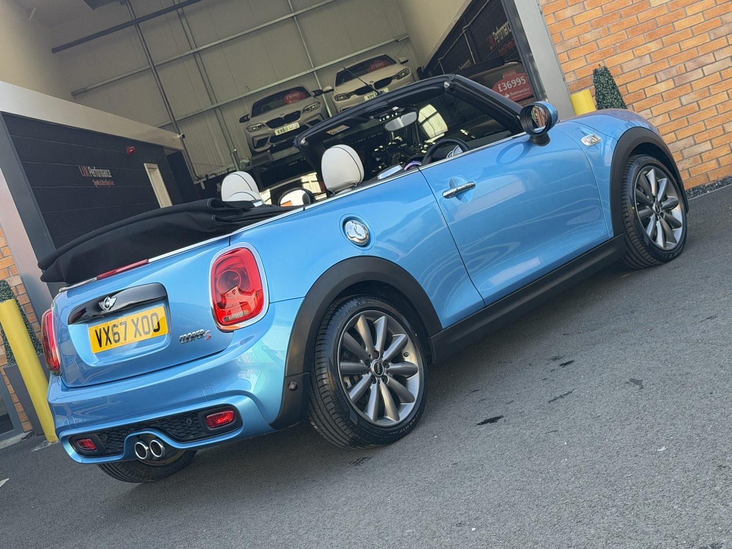 Used MINI Convertible 2017 for sale - 77977172: Photo 25