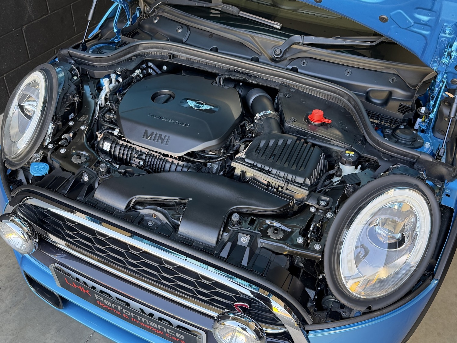 Used MINI Convertible 2017 for sale - 77977172: Photo 32