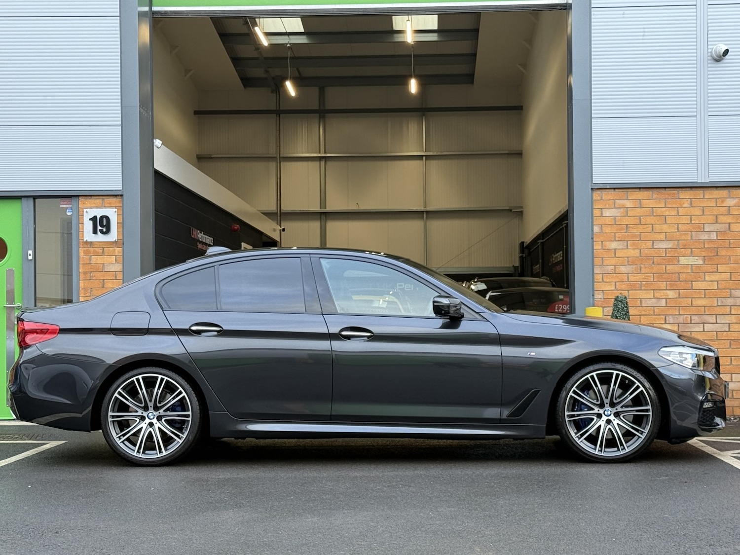 Used BMW 5 Series 2018 for sale - 77237035: Photo 10