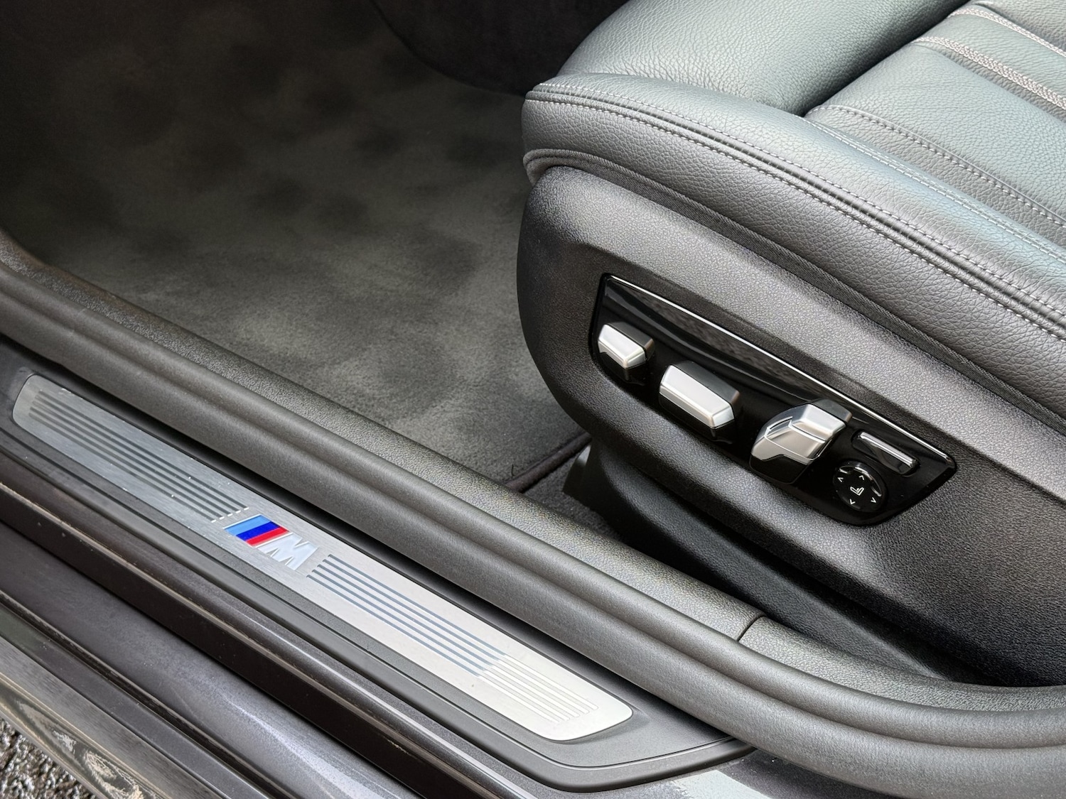 Used BMW 5 Series 2018 for sale - 77237035: Photo 31