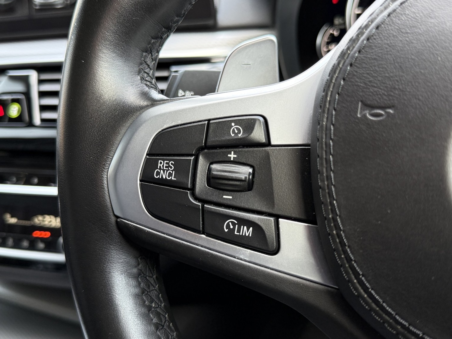 Used BMW 5 Series 2018 for sale - 77237035: Photo 35