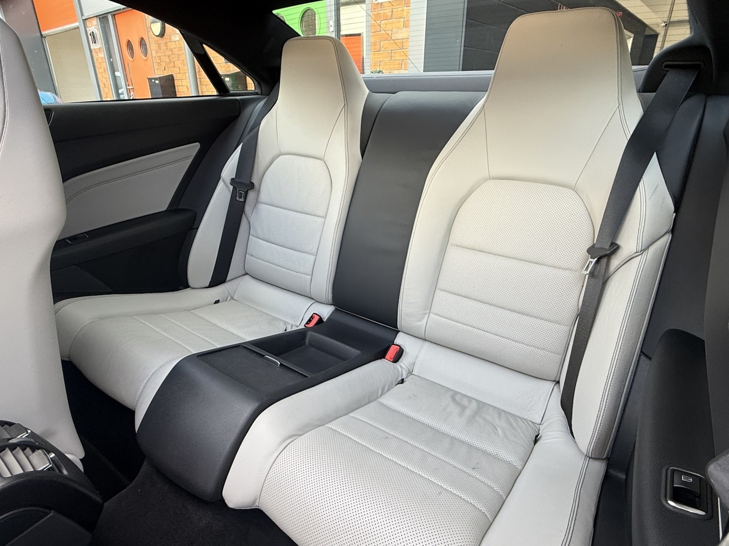 Used Mercedes-Benz E Class 2015 for sale - 77008092: Photo 6