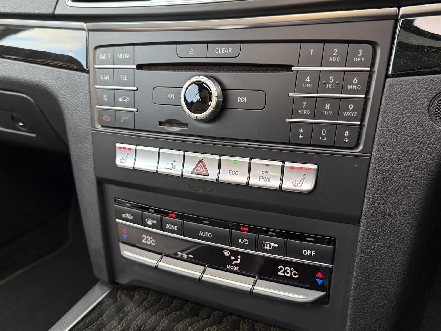 Used Mercedes-Benz E Class 2015 for sale - 77008092: Photo 8