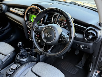 Used MINI Hatch 2018 for sale - 78345770: Photo