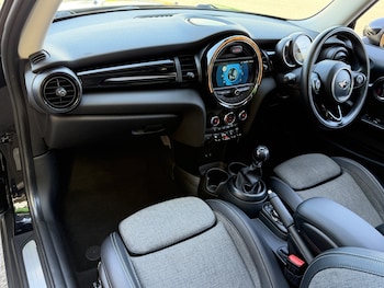 Used MINI Hatch 2018 for sale - 78345770: Photo