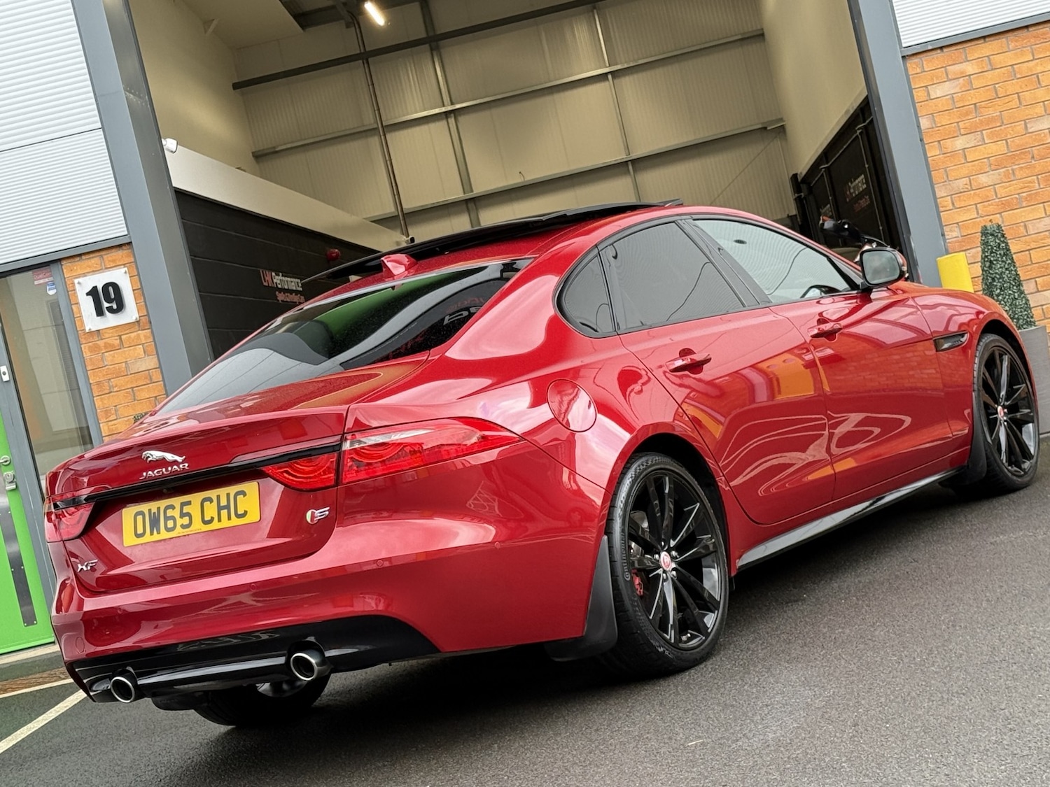 Used Jaguar XF 2016 for sale - 77562554: Photo 10