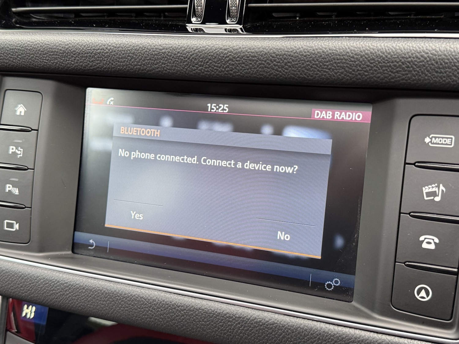 Used Jaguar XF 2016 for sale - 77562554: Photo 20