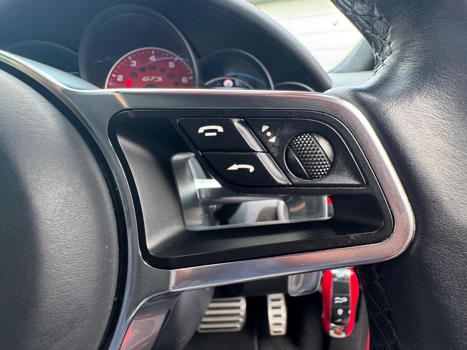 Used Porsche Cayenne 2015 for sale - 76319464: Photo 17