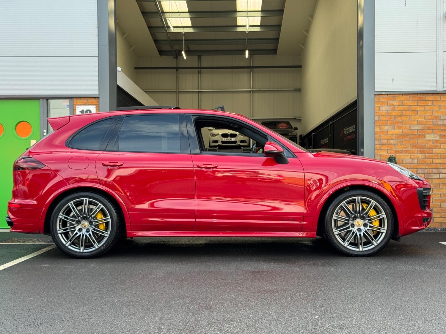 Used Porsche Cayenne 2015 for sale - 76319464: Photo 25