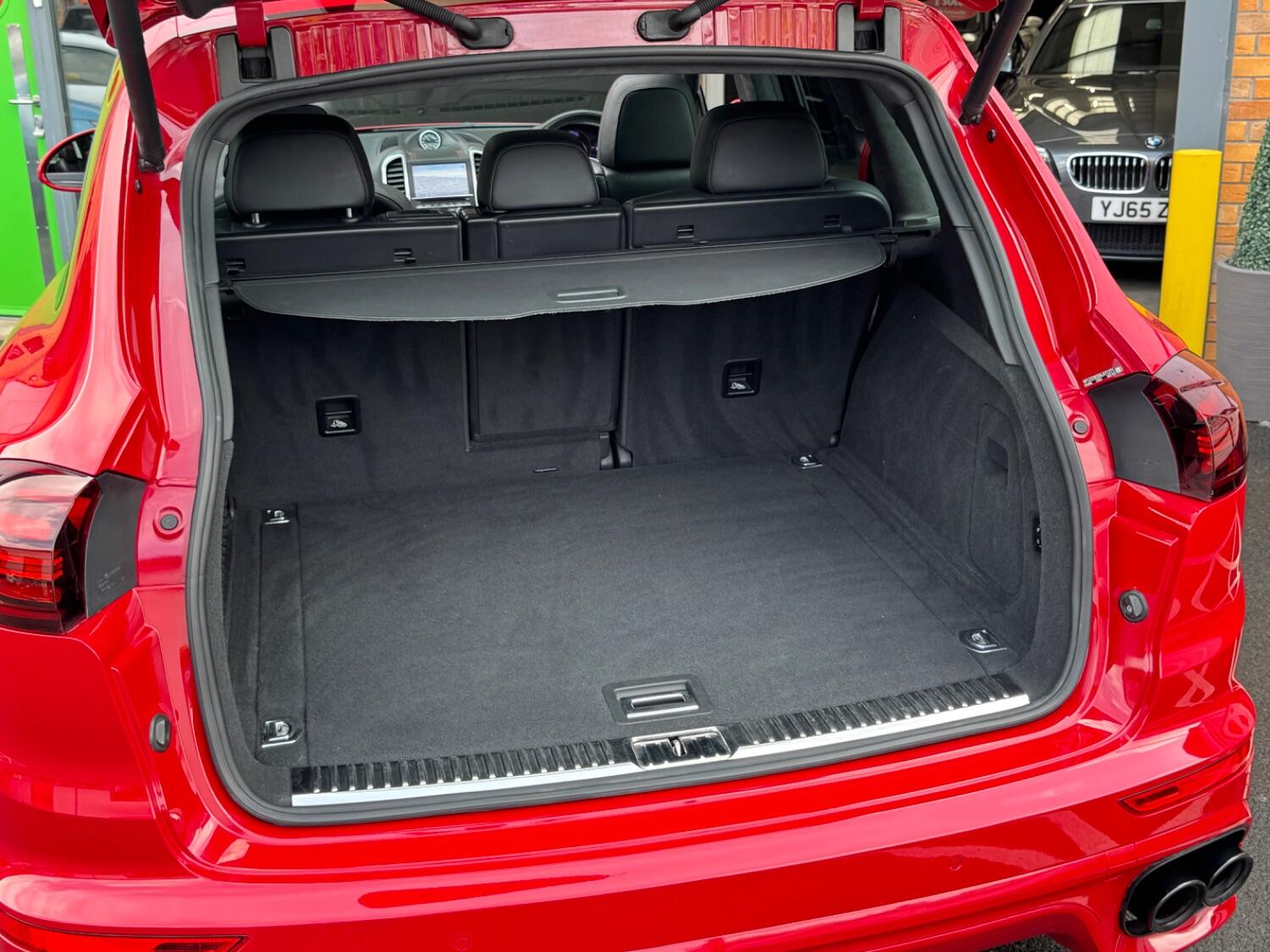 Used Porsche Cayenne 2015 for sale - 76319464: Photo 27