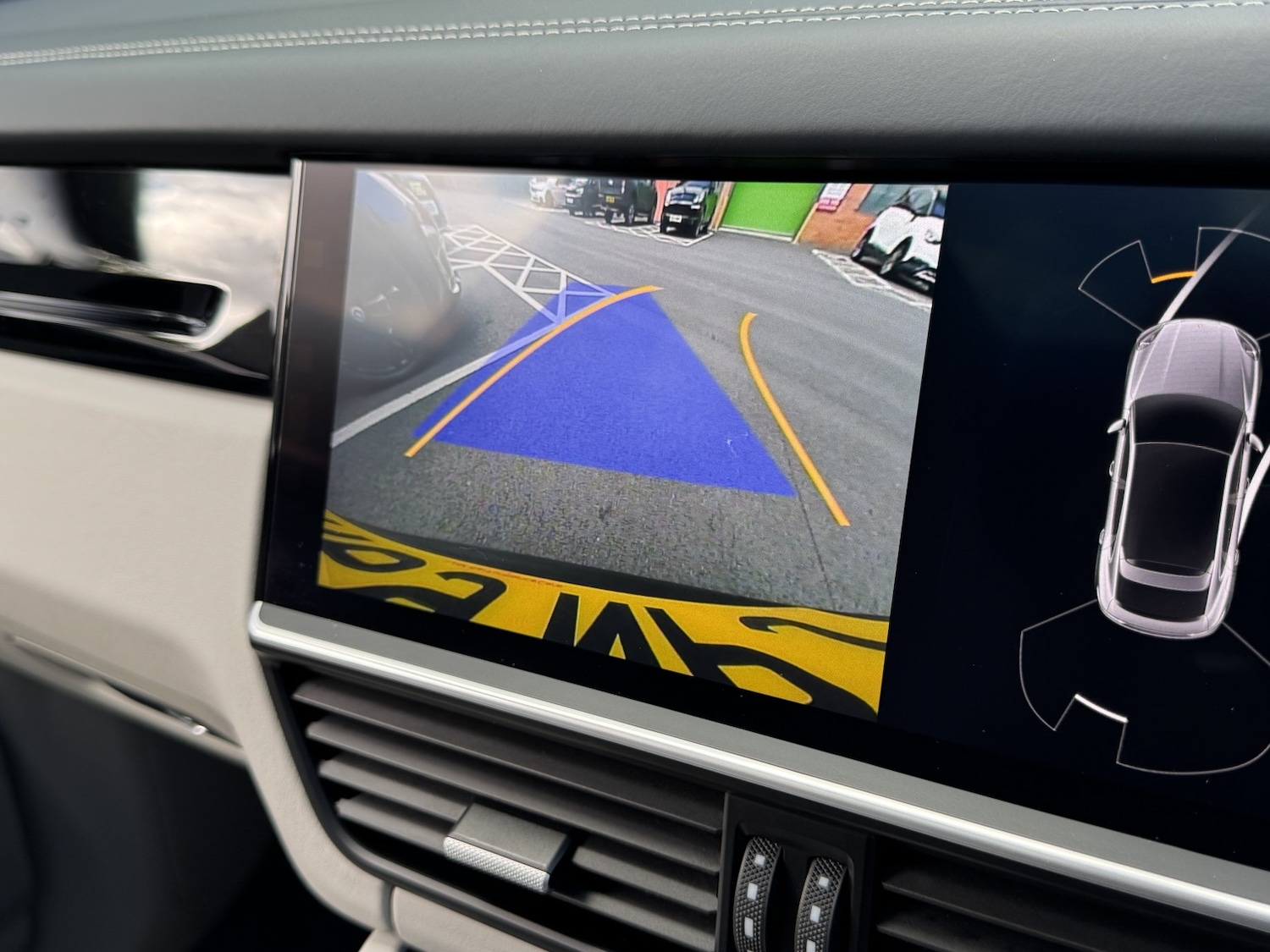 Used Porsche Cayenne 2019 for sale - 77766344: Photo 12