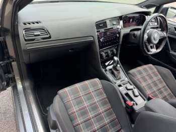 Used Volkswagen Golf 2019 for sale - 75074319: Photo