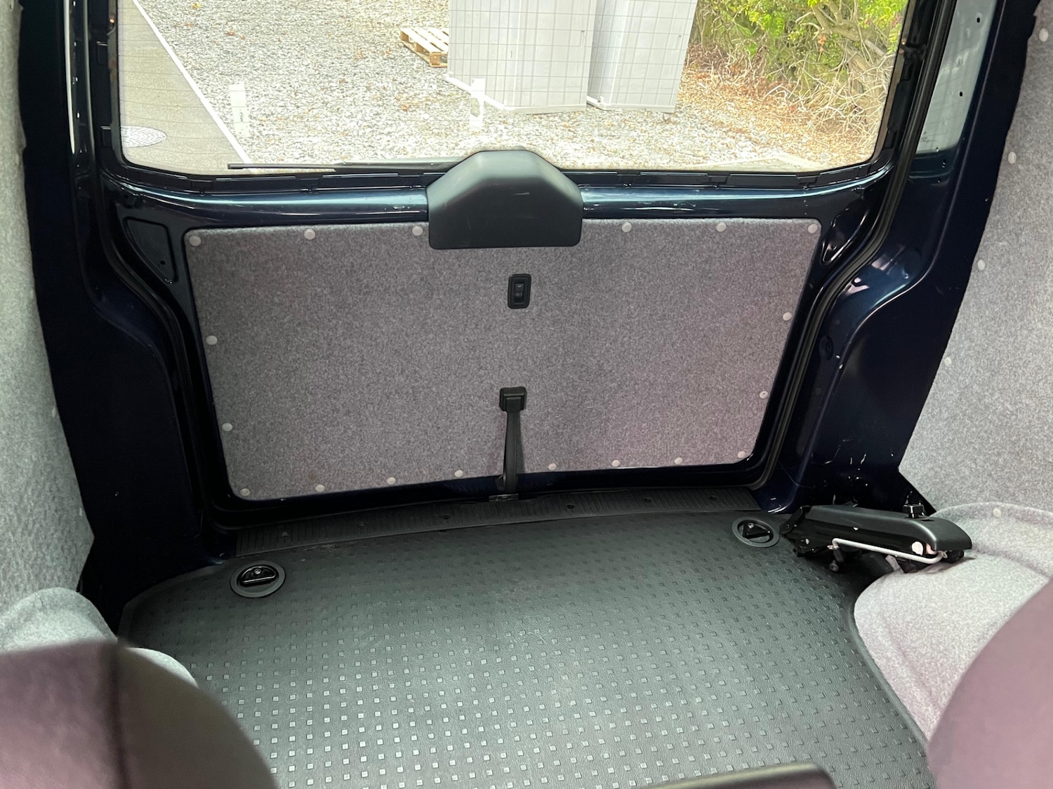 Vehicle 33