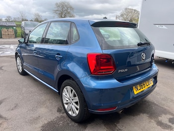 Used Volkswagen Polo 2015 for sale - 78122256: Photo