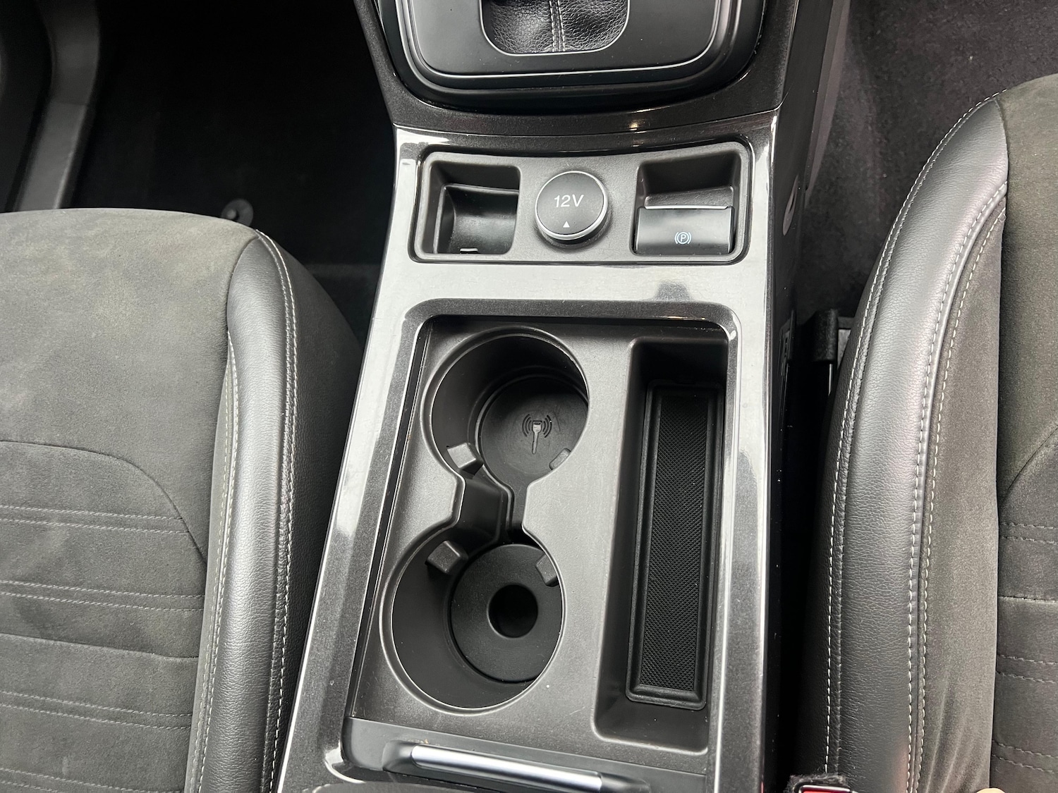 Used Ford Kuga 2017 for sale - 77460431: Photo 23