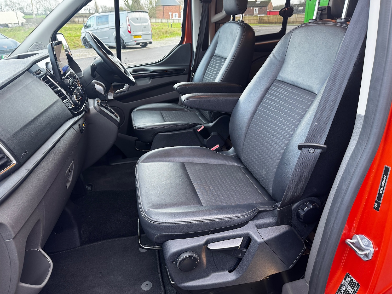 Used Ford Transit Custom 2021 for sale - 77382123: Photo 43