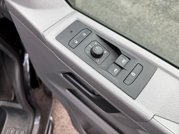 Used Volkswagen Transporter Shuttle 2020 for sale - 76172250: Photo 20